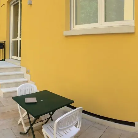 Gilhouse * Verona